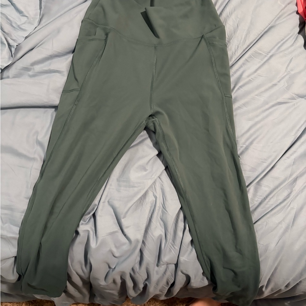 Green High-Waisted Leggings